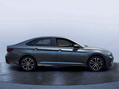 Used 2022 Volkswagen Jetta Sport FWD image 6