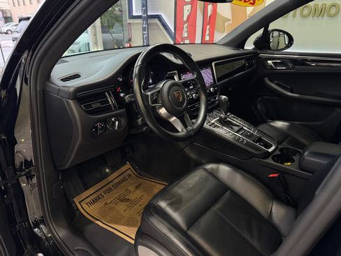 Used 2021 Porsche Macan AWD/4WD image 21