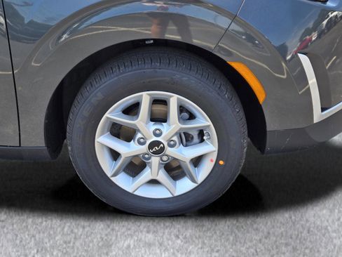 New 2025 Kia Soul S image 4