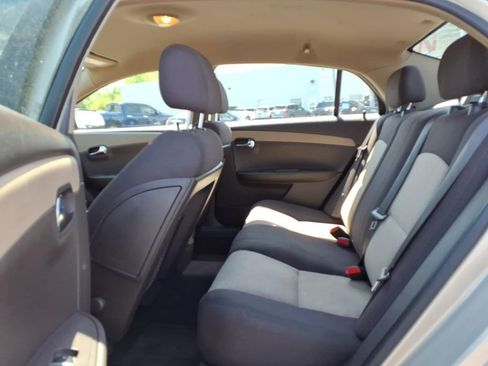 Used 2009 Chevrolet Malibu LS FWD image 11
