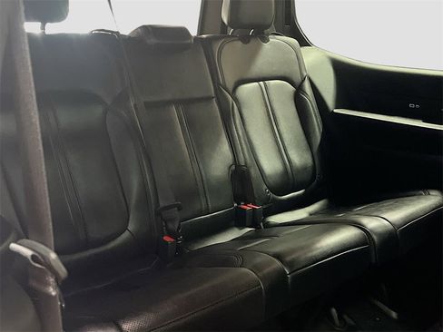 Used 2022 Jeep Wagoneer Series II image 29