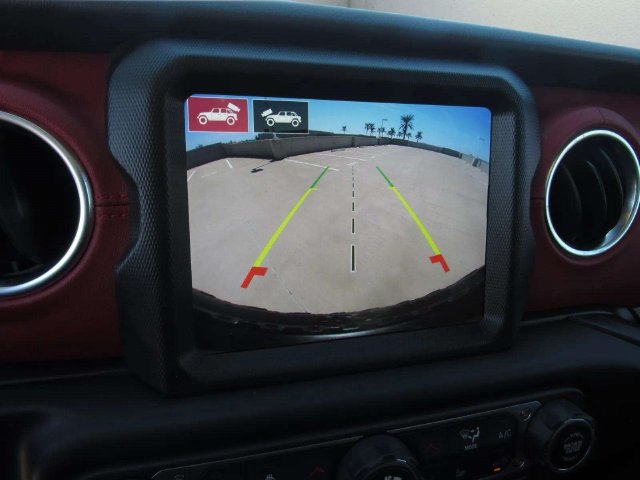 Used 2023 Jeep Wrangler Unlimited Rubicon 4xe AWD/4WD image 19