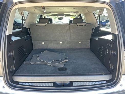 Used 2019 Chevrolet Suburban Premier w/ RST 6.2L Performance Edition image 26