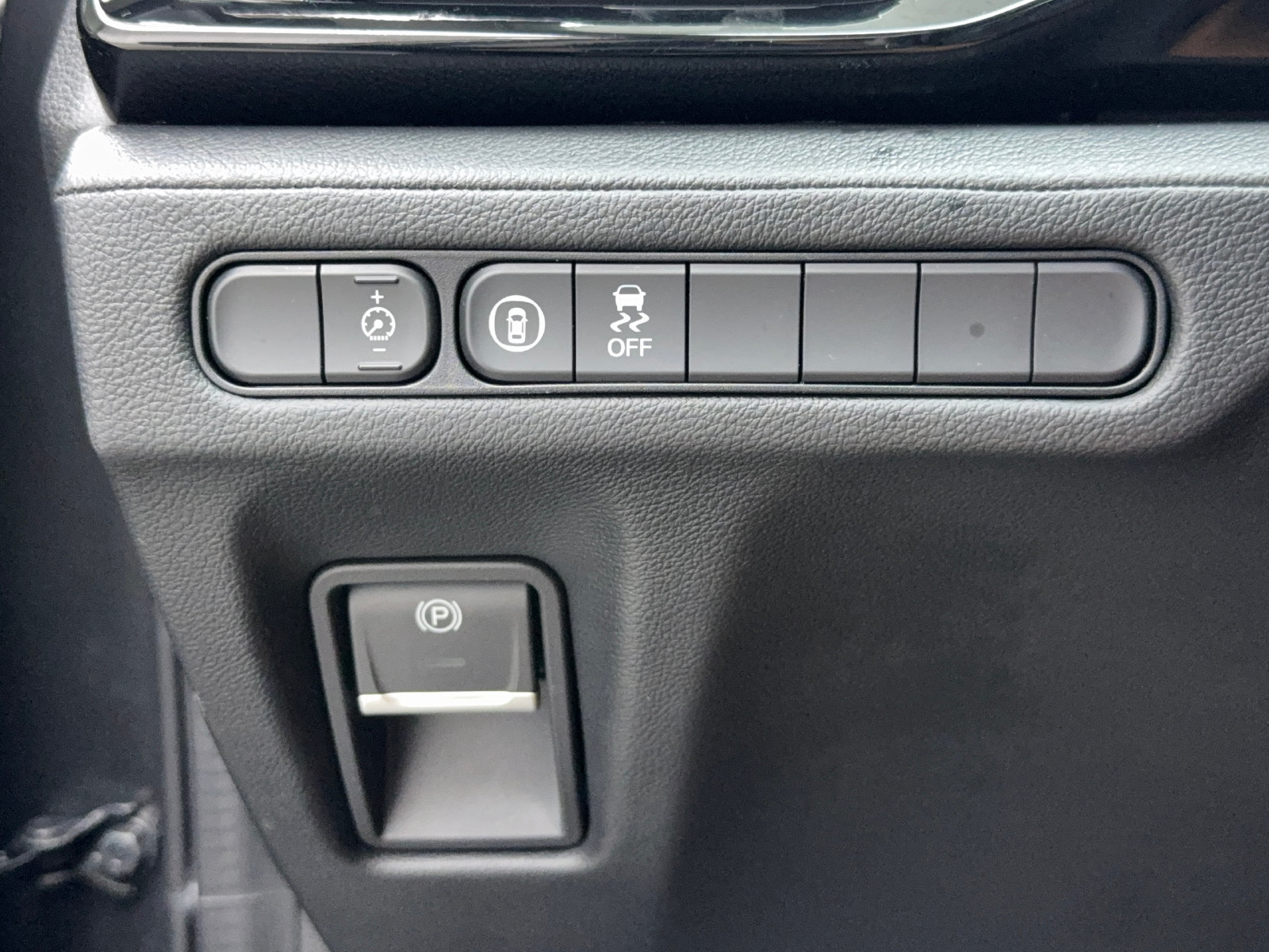 Used 2022 Acura MDX FWD image 36