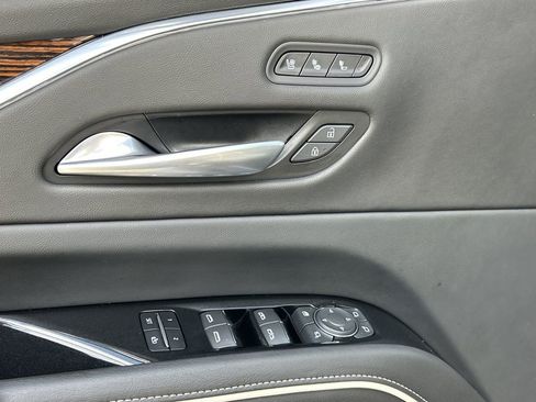 Certified 2023 Cadillac Escalade Premium Luxury image 20