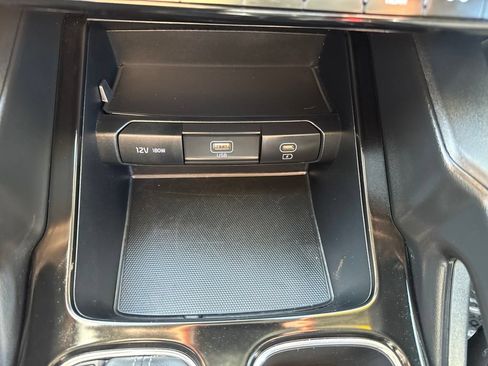 Used 2023 Kia Telluride LX FWD image 21