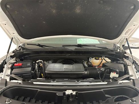 Used 2022 Chevrolet Suburban Premier image 11