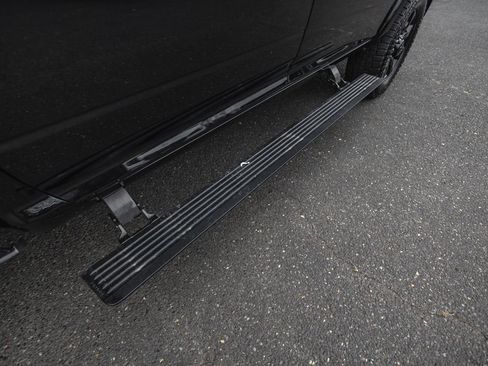 Used 2023 RAM 3500 Limited AWD/4WD image 30