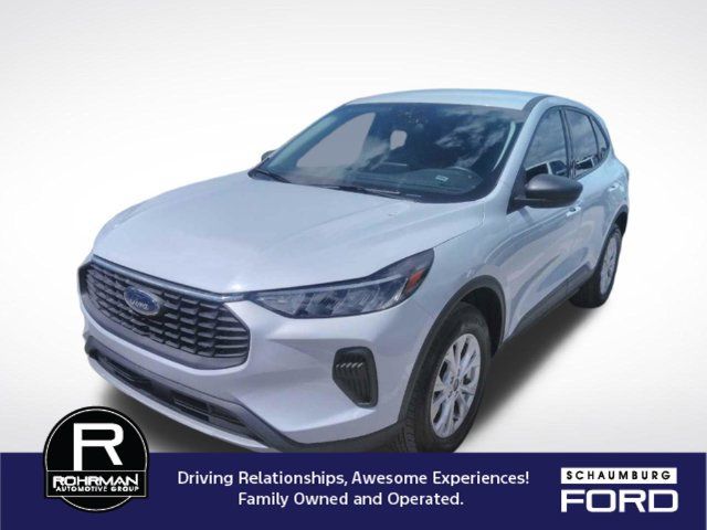 Used 2025 Ford Escape Active AWD/4WD image 4