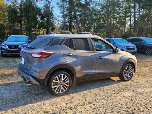 Used 2024 Nissan Kicks SV w/ Interior Electronics Package image 15