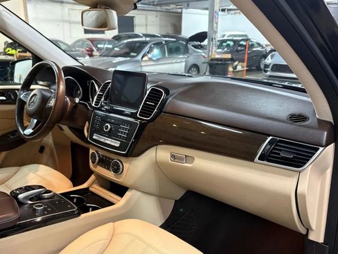 Used 2017 Mercedes-Benz GLE 350 4MATIC image 21