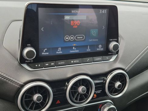 Used 2025 Nissan Sentra SV w/ All-Weather Package FWD image 17