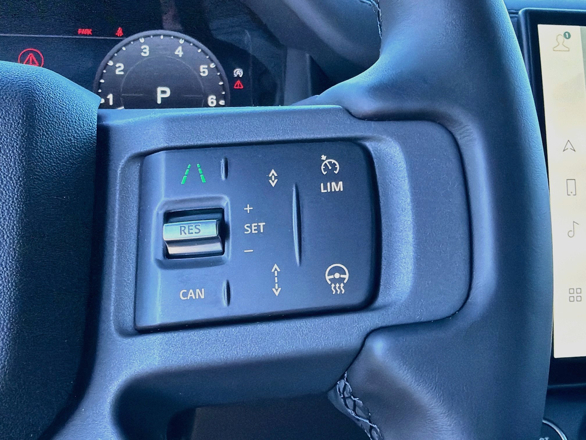 New 2026 Land Rover Defender 110 X-Dynamic SE AWD/4WD image 38