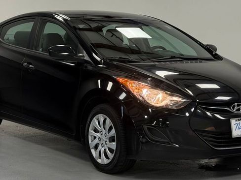 Used 2013 Hyundai Elantra GLS FWD image 6