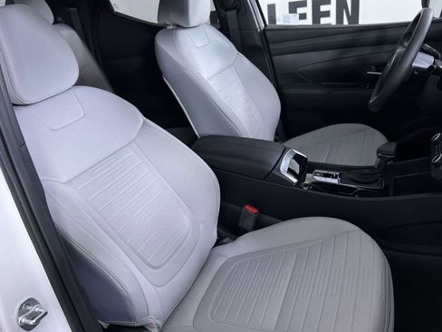 Used 2025 Hyundai Santa Cruz SE image 26