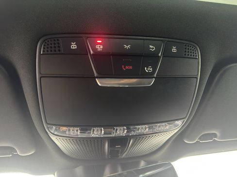 Used 2021 Mercedes-Benz GLC 300 image 29