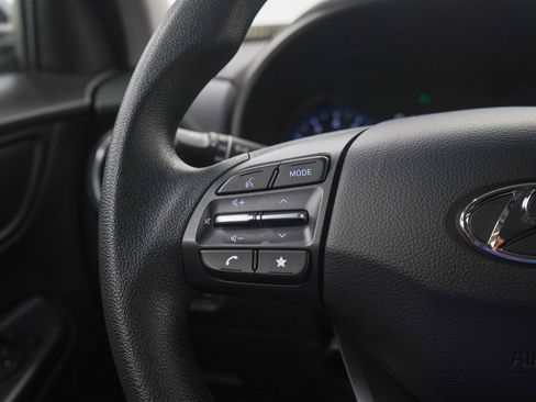 Used 2023 Hyundai Kona SEL AWD/4WD image 24
