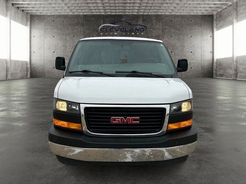 Used 2018 GMC Savana 2500 w/ Driver Convenience Package image 7