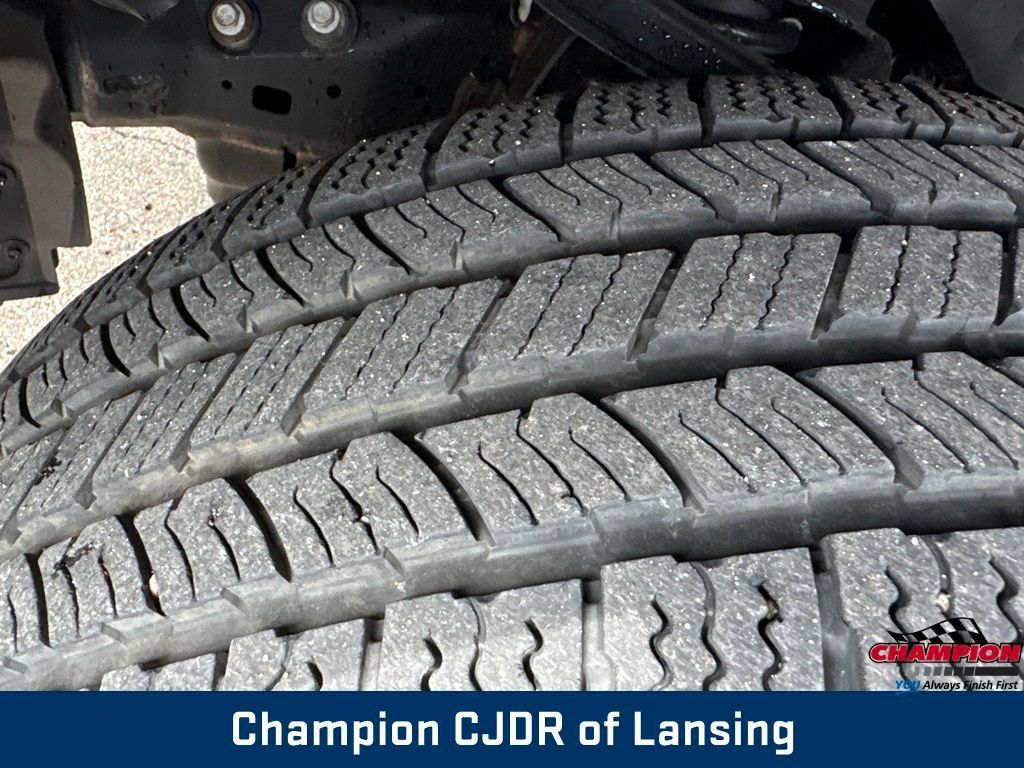 Used 2023 RAM 1500 Big Horn AWD/4WD image 35