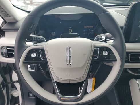 New 2026 Lincoln Aviator Reserve image 15