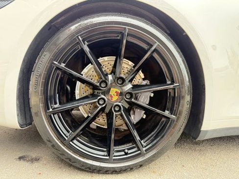 Used 2021 Porsche 911 Carrera image 28