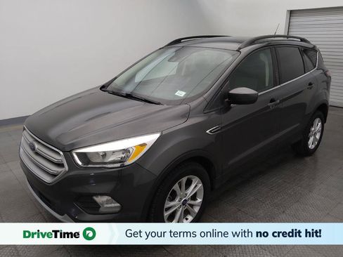 Used 2018 Ford Escape SE w/ Ford Safe & Smart Package FWD image 1