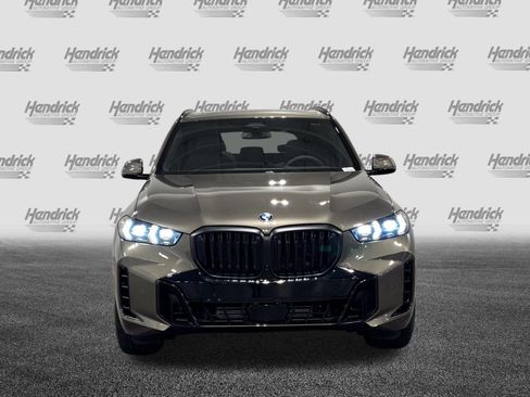 New 2026 BMW X5 xDrive40i w/ M Sport Package AWD/4WD image 2