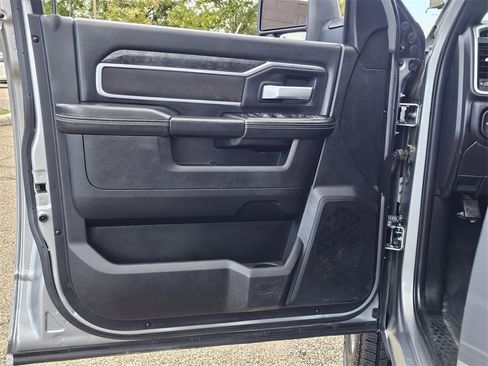 Used 2024 RAM 2500 Big Horn image 14