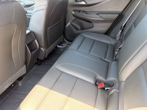 Used 2025 Buick Envista Sport Touring w/ Convenience I Package FWD image 14