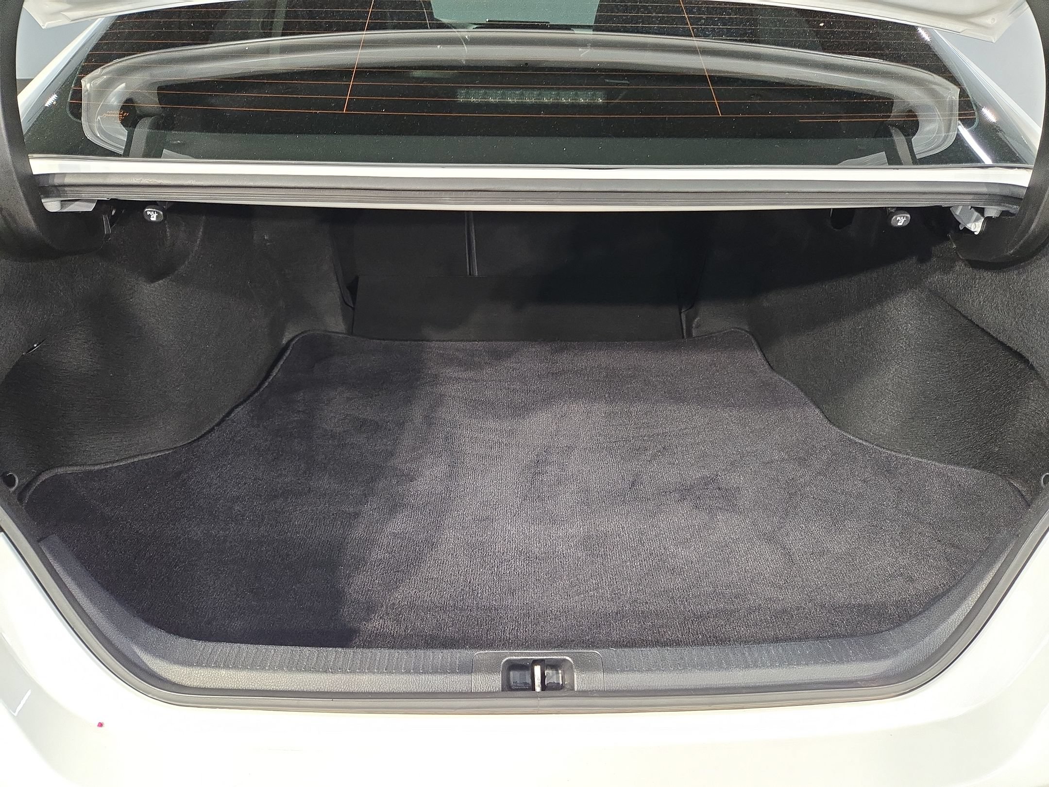 Used 2021 Toyota Camry XSE FWD image 18