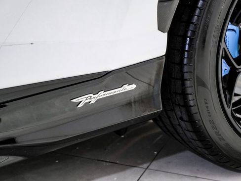 Used 2024 Lamborghini Urus Performante image 57