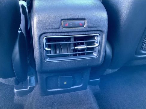 Used 2021 Lincoln Corsair AWD w/ Premium Package image 33