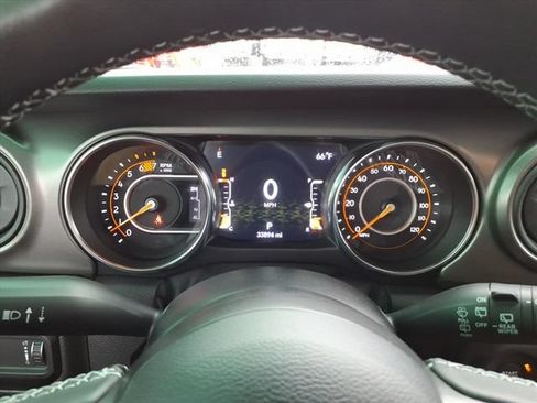 Used 2023 Jeep Wrangler Unlimited Sport AWD/4WD image 18