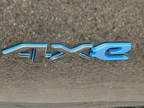 Used 2024 Jeep Wagoneer Launch Edition AWD/4WD image 2