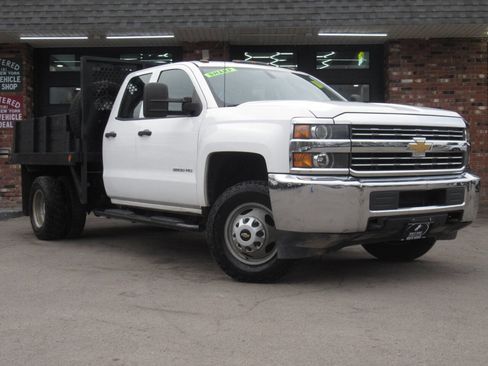 Used 2016 Chevrolet Silverado 3500 W/T image 1
