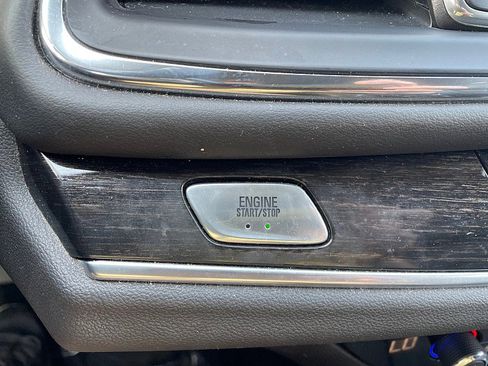 Used 2021 Buick Enclave Avenir w/ Avenir Technology Package image 15