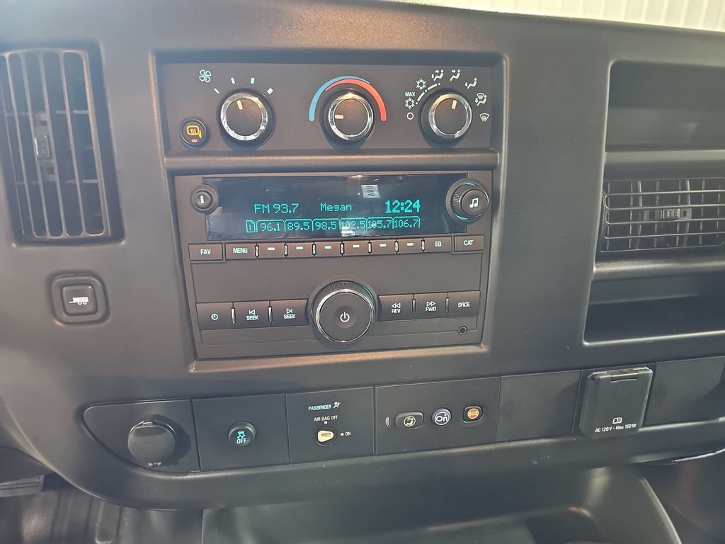 Used 2025 Chevrolet Express 2500 w/ Driver Convenience Package RWD image 17
