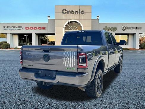 Used 2022 RAM 2500 Limited AWD/4WD image 3