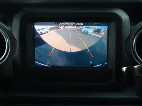 Used 2019 Jeep Wrangler Unlimited Sahara w/ Safety Group image 30