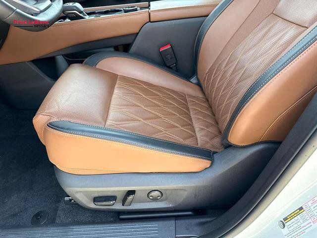 Certified 2026 Nissan Rogue Platinum w/ Platinum Premium Package AWD/4WD image 17