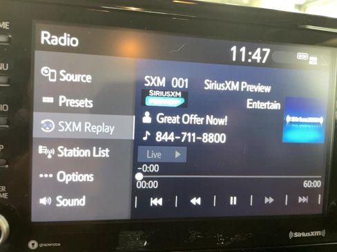 Used 2022 Toyota Corolla LE image 11