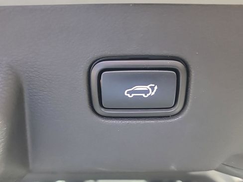 Used 2023 Kia Sportage X-Line w/ X-Line Premium Package image 8