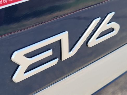 New 2025 Kia EV6 Light image 10