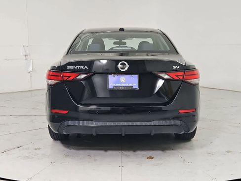 Used 2021 Nissan Sentra SV image 5
