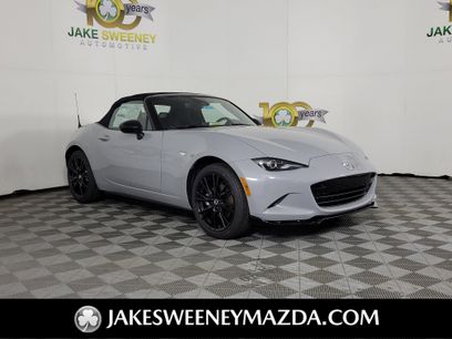 New 2025 MAZDA MX-5 Miata Club w/ Weather Package