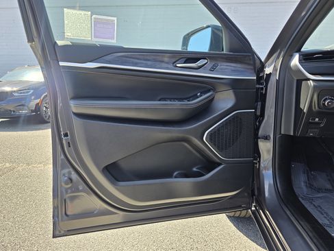 New 2026 Jeep Grand Cherokee Limited Reserve image 20