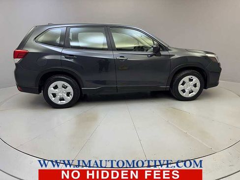 Used 2019 Subaru Forester image 6