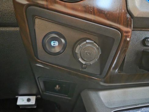 Used 2015 Ford F250 Lariat w/ Lariat Ultimate Package image 53