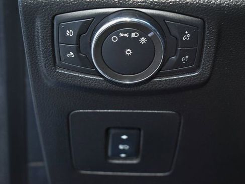 Used 2017 Ford F150 XLT w/ Equipment Group 302A Luxury image 16