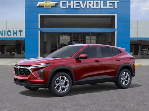 New 2026 Chevrolet Trax LS FWD image 2